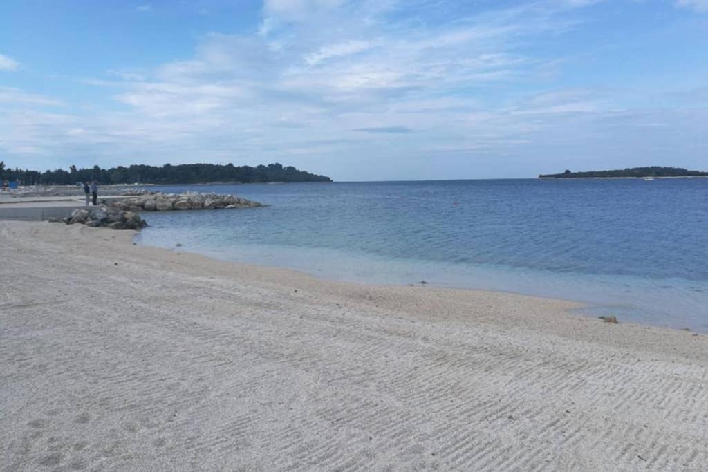 Apartman Near Fazana-500 From The Sea Екстериор снимка
